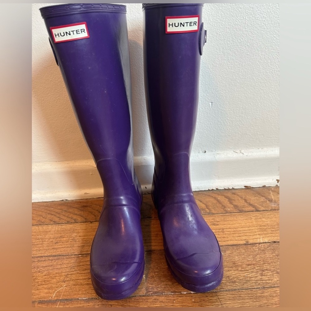 Purple hunter rain boots